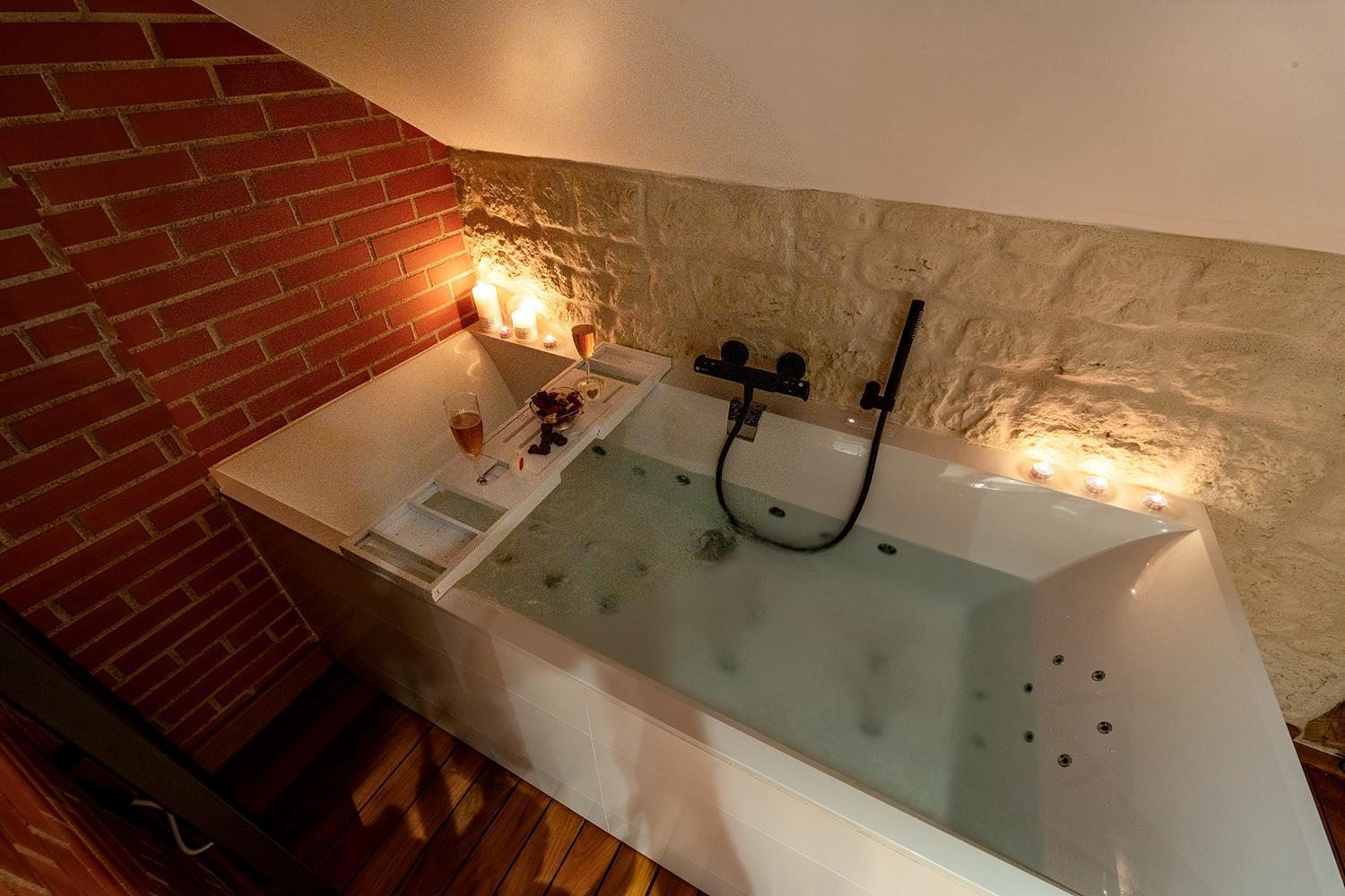 Evasion Chic, Spa Et Sauna Sous Les Toits Nancy Buitenkant foto